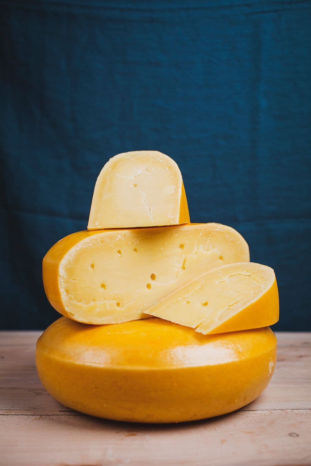 Caws Teifi Raw Mature Cheese
